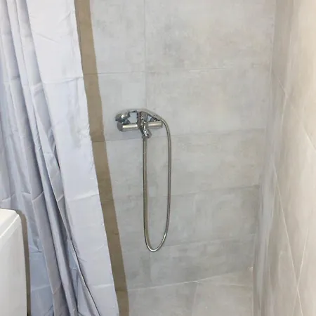 Amazing Next To Center 10 Minutes Walk No1 Apartment